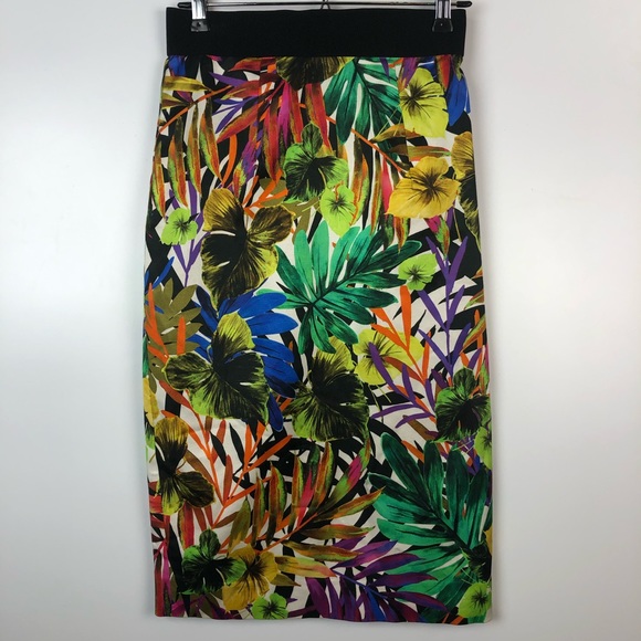 Milly Dresses & Skirts - Milly gorgeous floral pencil skirt